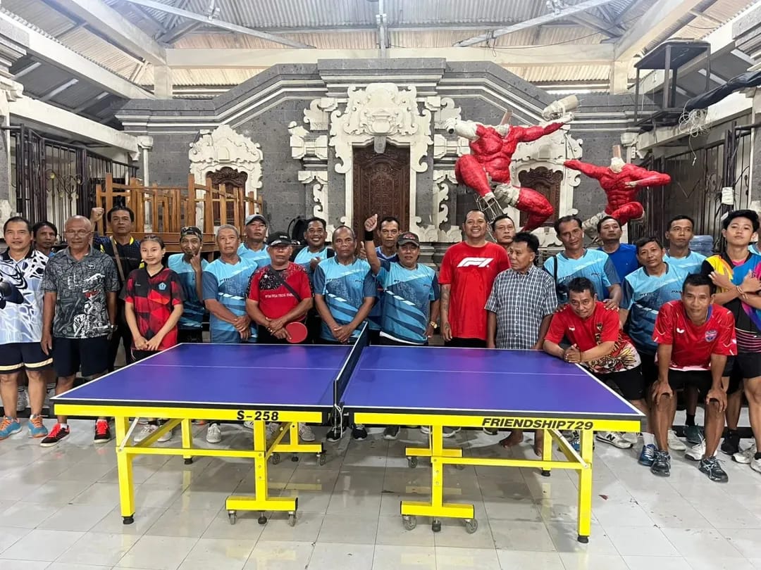 Pertandingan 90+ Fun Ping-Pong