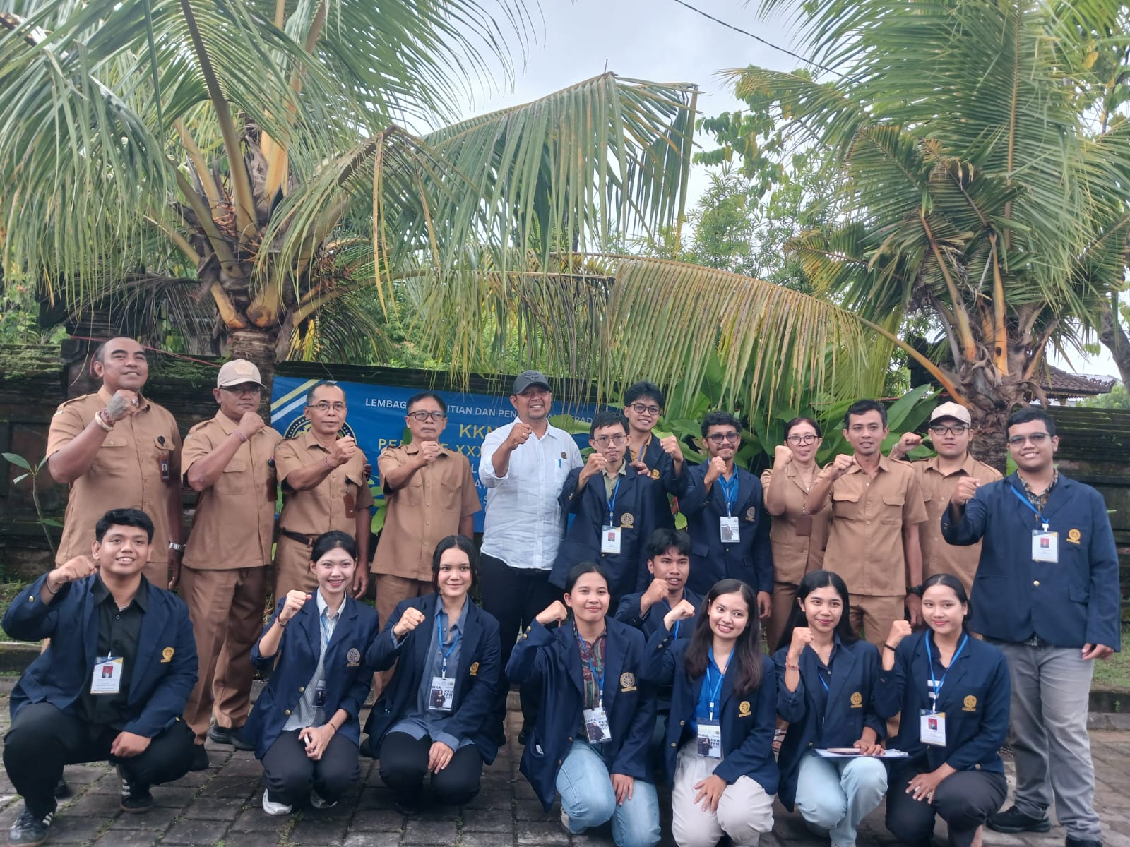 Peresmian Teba Modern KKN Universitas Udayana di Pura Taman Kumuda Sari 