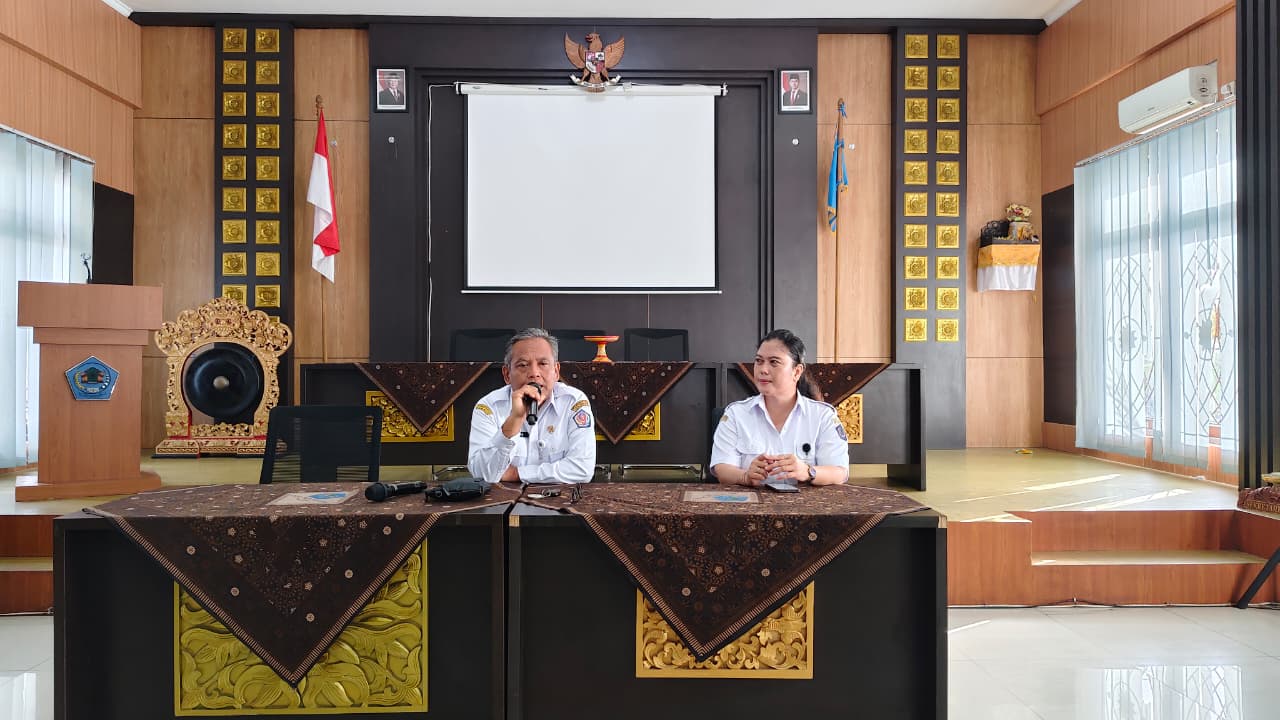 Uji Coba Pembuatan Akun IKD dan Pendaftaran Perlinsos di Desa Tegal Kertha