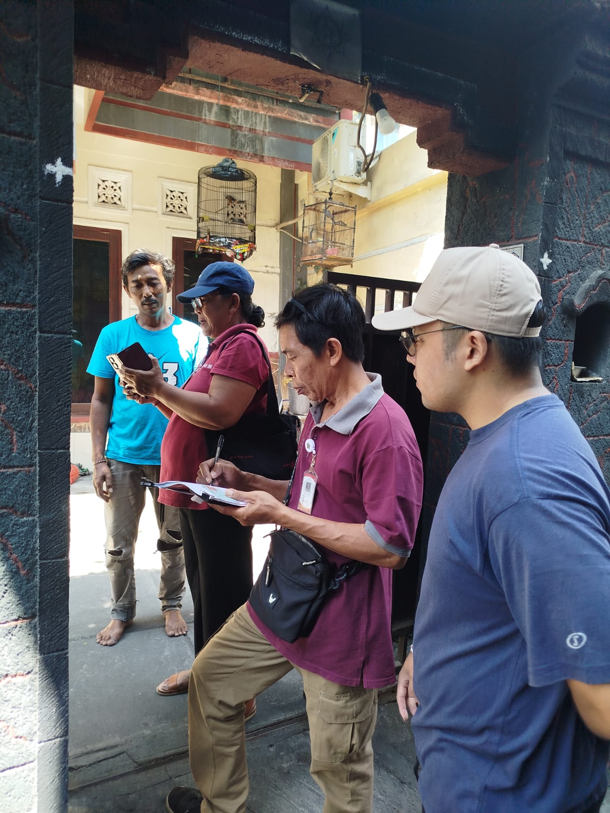 Pendaftaran Perlindungan Sosial Dilaksanakan Secara Door to Door di Dusun Mertha Ganga