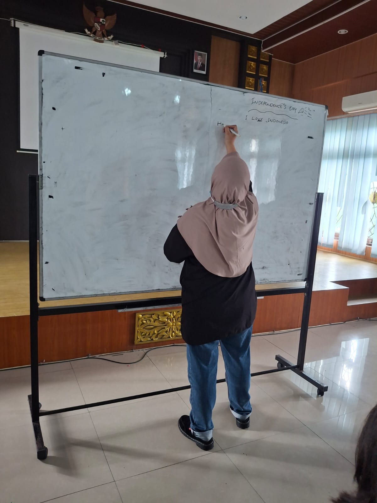 Giat Sanggar Belajar Bahasa Inggris di Desa Tegal Kertha, 15 Agustus 2026